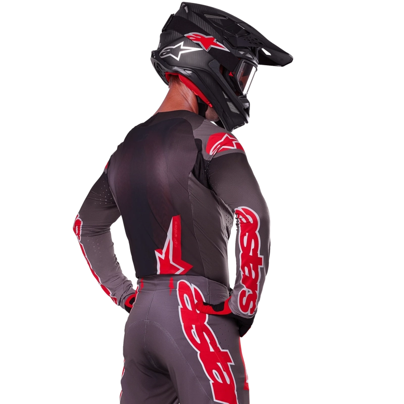 3760625-1407_B-S-TECH-LIPAN_E3D4C245-7F24-498E-AEC0-975543431D84.PNG_RESULTAT